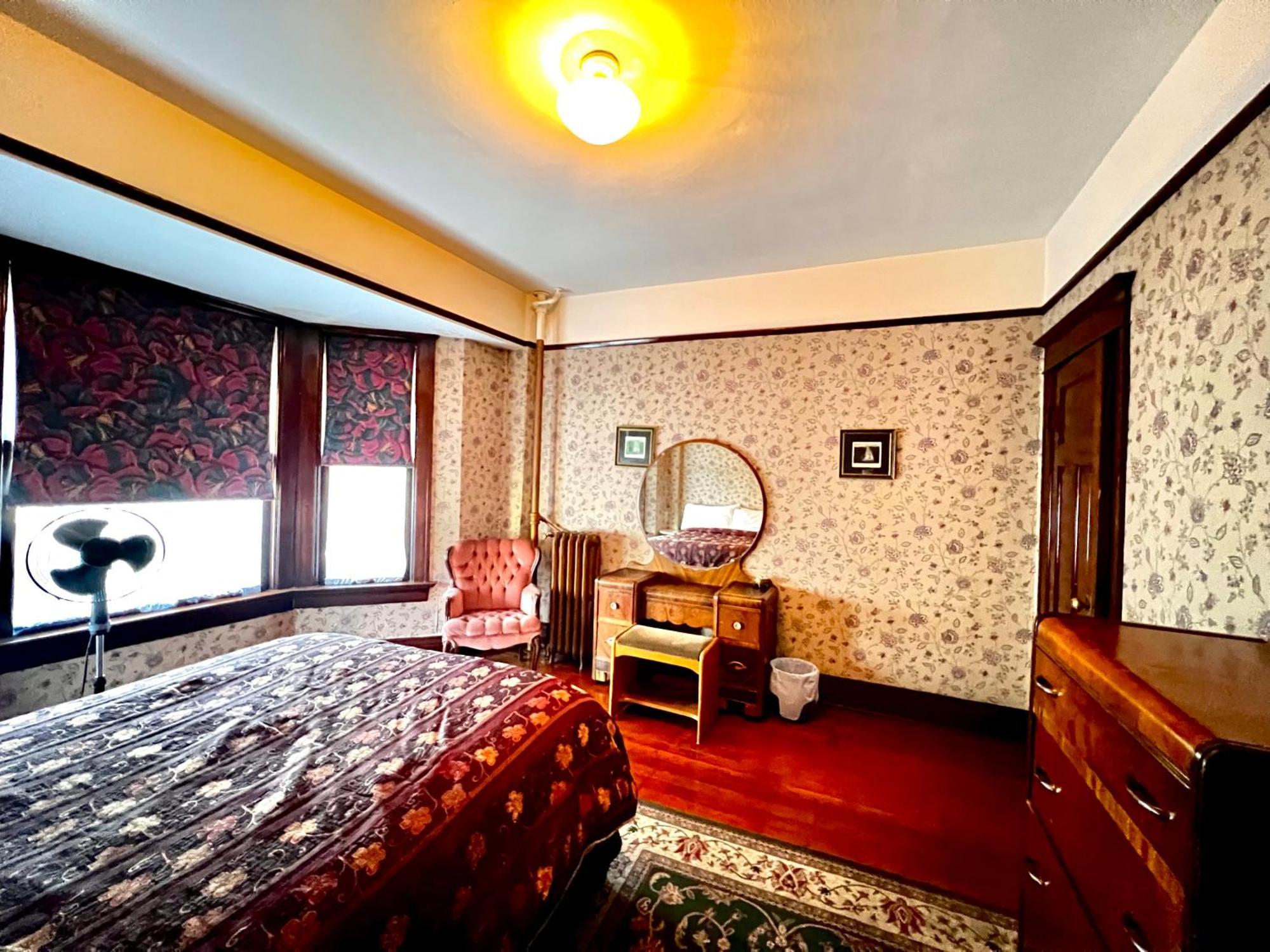 Arundel Mansions Hotel New Westminster Ngoại thất bức ảnh