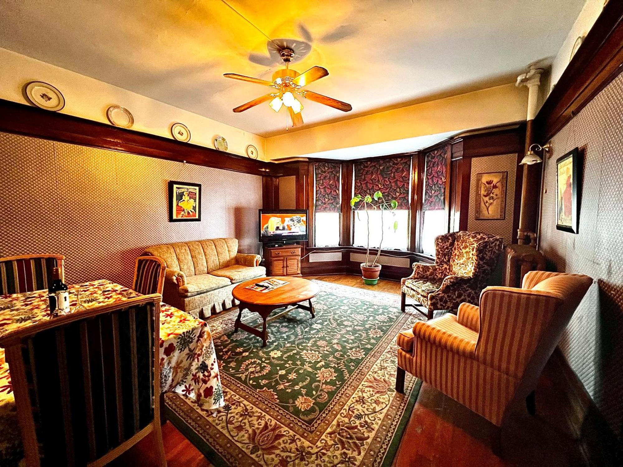 Arundel Mansions Hotel New Westminster Ngoại thất bức ảnh