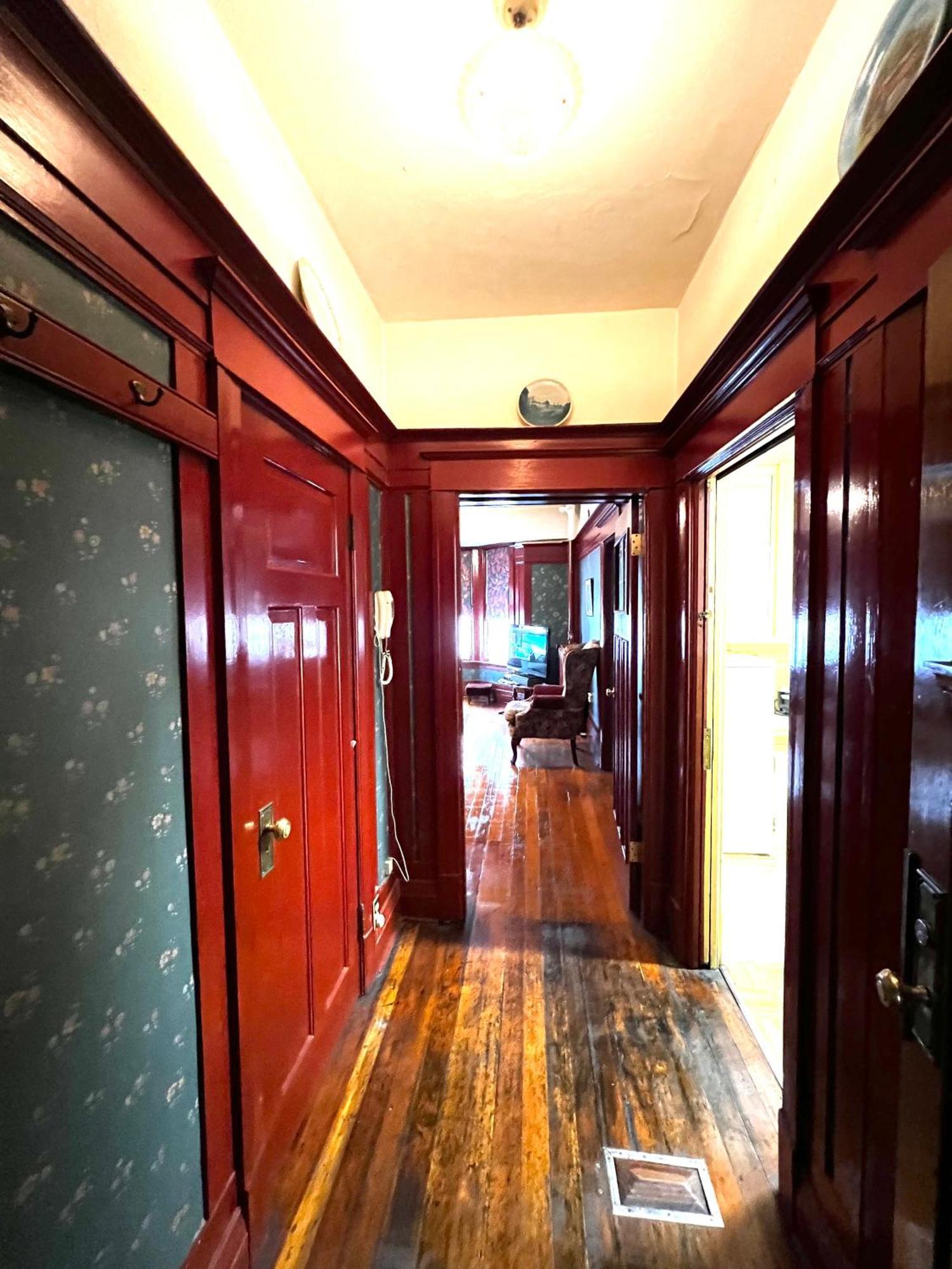 Arundel Mansions Hotel New Westminster Ngoại thất bức ảnh